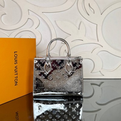Louis Vuitton OnTheGo PM