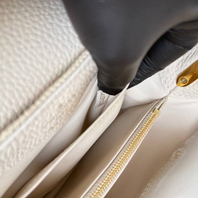 Louis Vuitton Capucines Mini