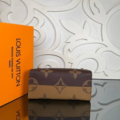 Louis Vuitton OnTheGo PM