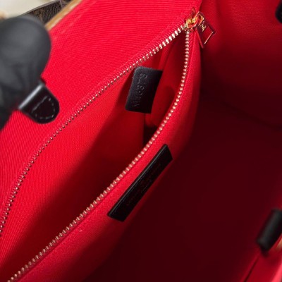 Louis Vuitton OnTheGo PM