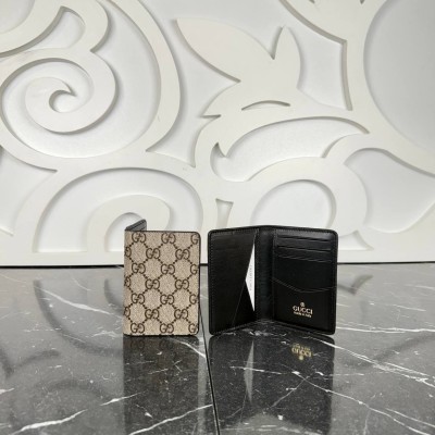 Gucci Coin & Business Card Holder