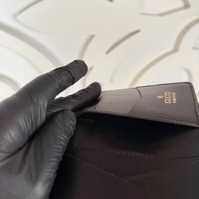 Gucci Coin & Business Card Holder