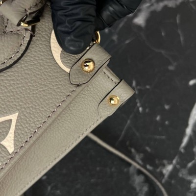 Louis Vuitton OnTheGo BB