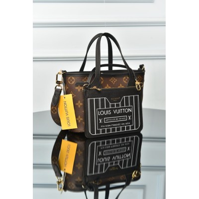 Louis Vuitton Neverfull Bandoulière Inside Out BB