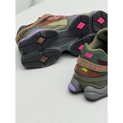 New Balance Sneakers