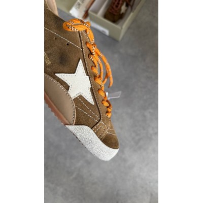 Golden Goose Sneaker