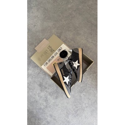 Golden Goose Sneaker