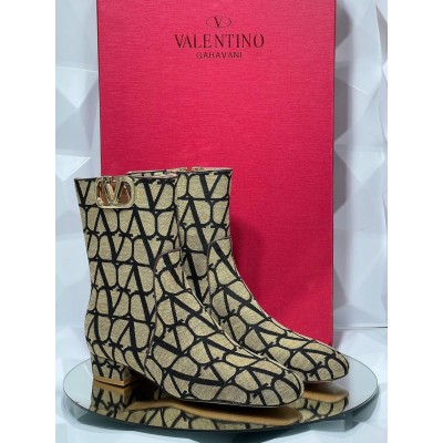 Valentino Garavani Bot