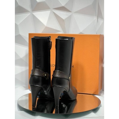 Louis Vuitton Deri Çizme