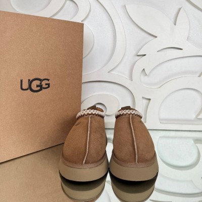 UGG Taz Terlik