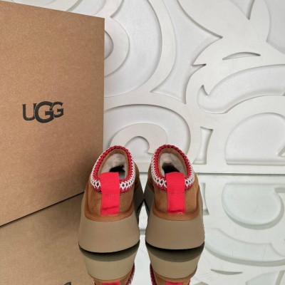 UGG Taz Terlik