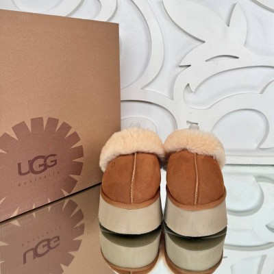 UGG Terlik