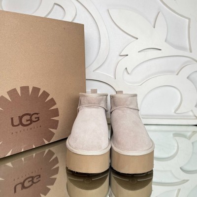 UGG Classic Ultra Mini Bot