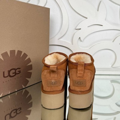 UGG Classic Ultra Mini Bot