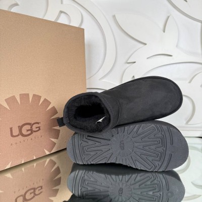 UGG Classic Ultra Mini Bot