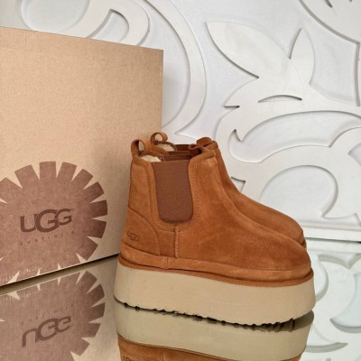 UGG Chelsea Bot