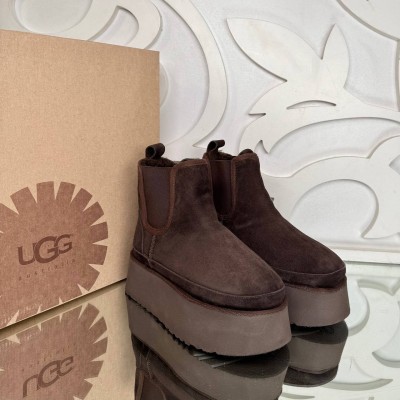 UGG Chelsea Bot