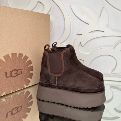 UGG Chelsea Bot