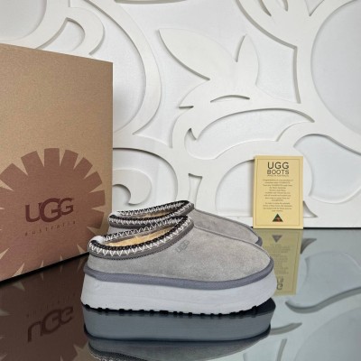 UGG Taz Slippers