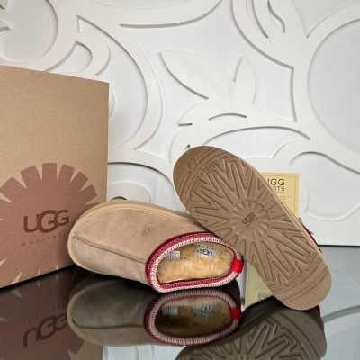 UGG Taz Slippers