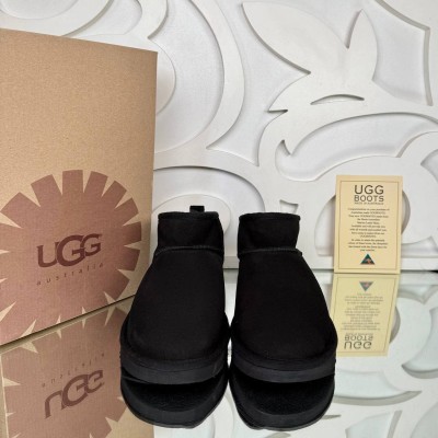 UGG Kısa Bot