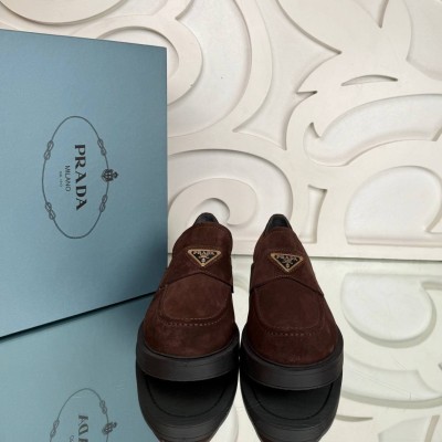 Prada Süet Loafer