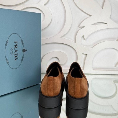 Prada Süet Loafer