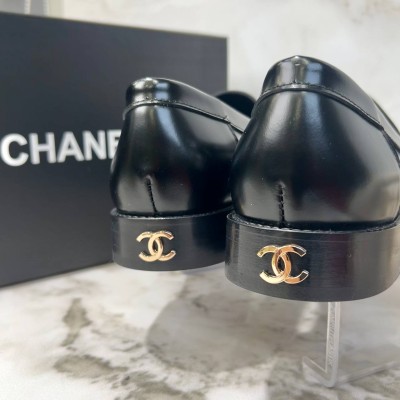 Chanel Deri Loafer