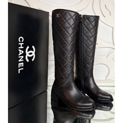 Chanel Uzun Deri Çizme