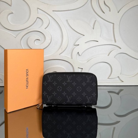 Louis Vuitton XL Wallet