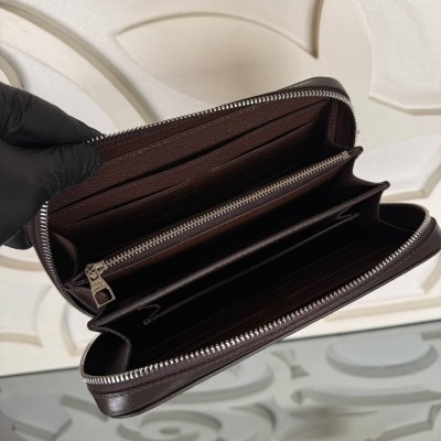 Louis Vuitton XL Wallet