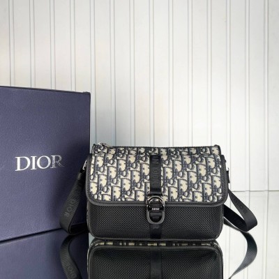 Dior 8 Bag With Strap