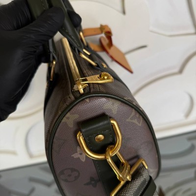 Louis Vuitton Keepall Bandouliere 25