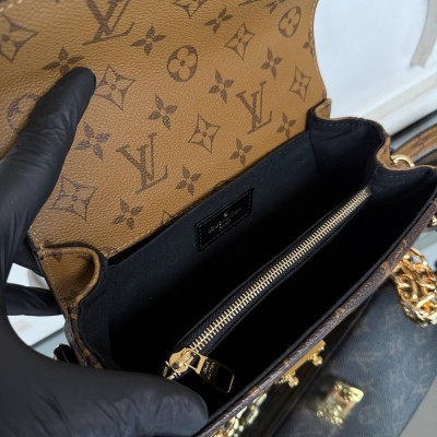Louis Vuitton Pochette Metis East West