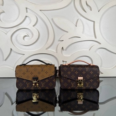 Louis Vuitton Pochette Metis East West