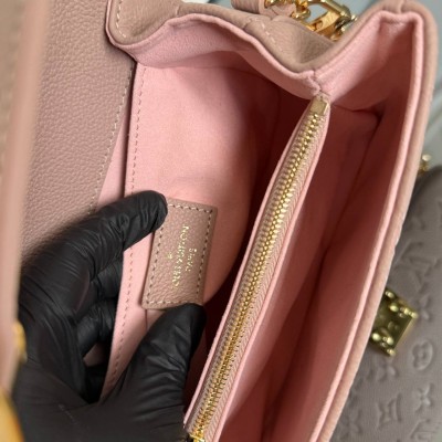 Louis Vuitton Pochette Metis East West