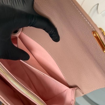 Louis Vuitton Pochette Metis East West