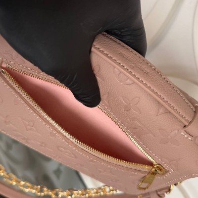 Louis Vuitton Pochette Metis East West