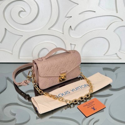 Louis Vuitton Pochette Metis East West