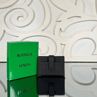 Bottega Veneta Intrecciato Folding Card Holder