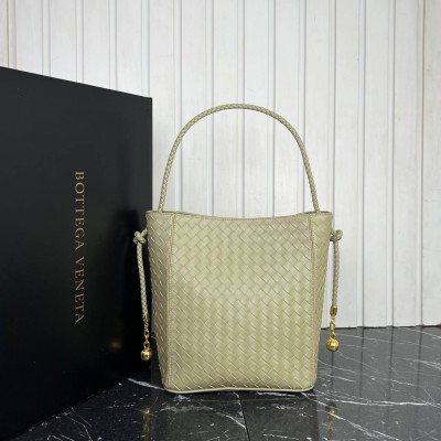 Bottega Veneta Castello Bucket Bag