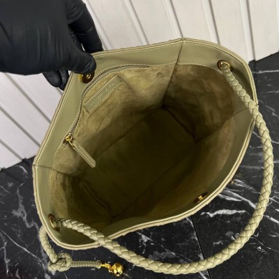Bottega Veneta Castello Bucket Bag
