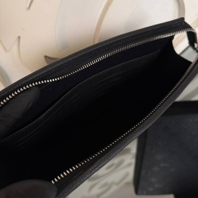 Louis Vuitton Pochette Voyage MM