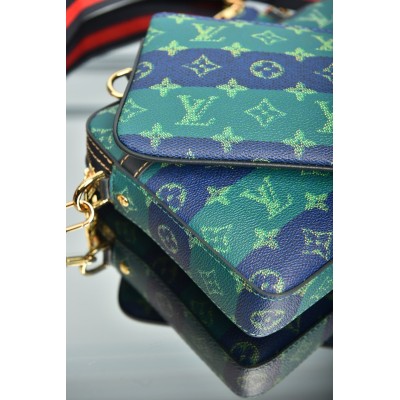 Louis Vuitton Trio Messenger