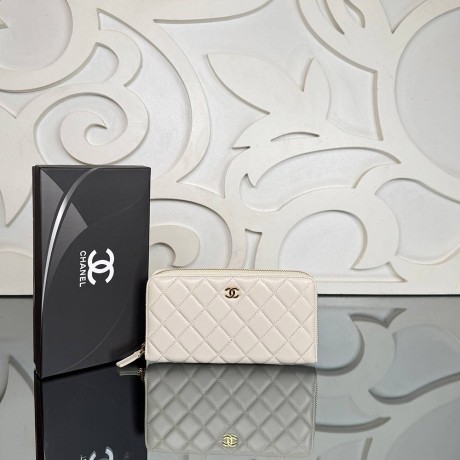 Chanel Zippy Wallet