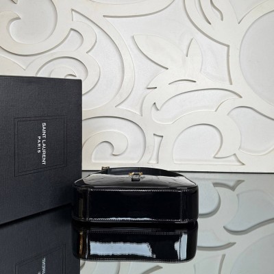 Saint Laurent LE 5 A 7 In Patent Leather