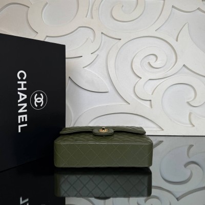 Chanel 2.55 Handbag