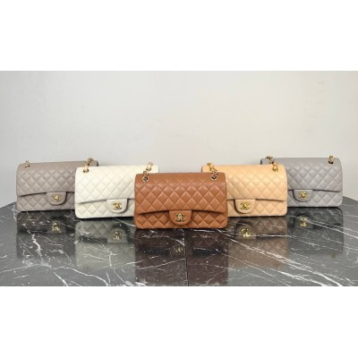 Chanel 2.55 Handbag