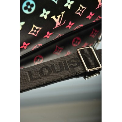 Louis Vuitton Coussin PM