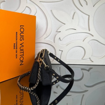 Louis Vuitton Multi Pochette Accessoires